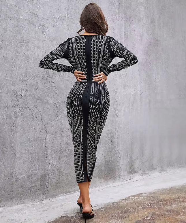 Vestido preto com lantejoulas