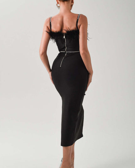 Robe midi élégante preto avec des détails sur les stylos.