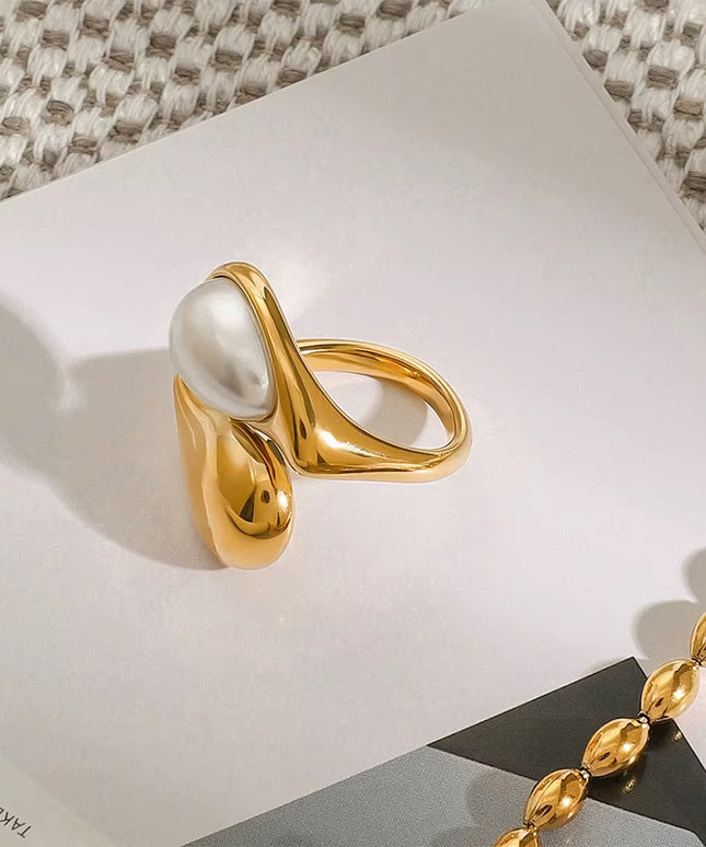 Anel Dourado em Aço Inoxidável com Pedra Natural