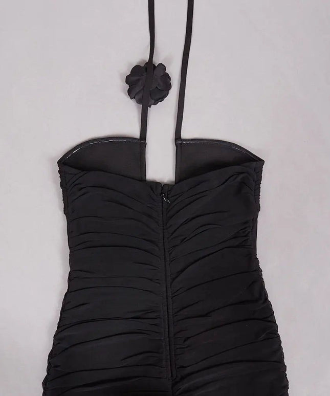 Vestido Midi Preto com Corpete Estruturado e Tule – Decote Halter