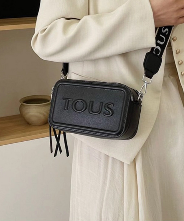 Bolsa a Tiracolo Preta