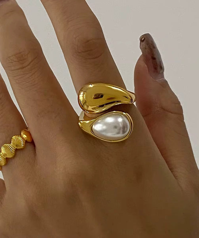 Anel Dourado em Aço Inoxidável com Pedra Natural
