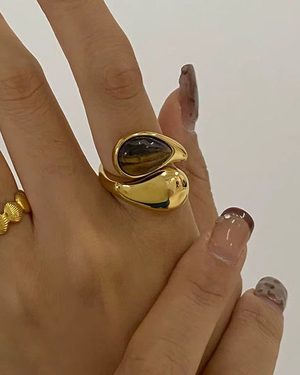 Anel Dourado em Aço Inoxidável com Pedra Natural